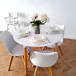 Sunny & Modern 2 Beds Spacious Air-conditioned アパート *