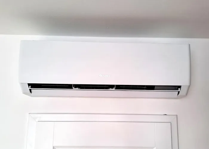 Apartamento Sunny & Modern 2 Beds Spacious Air-conditioned Varsóvia