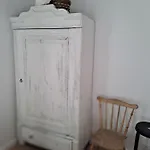 Sunny & Modern 2 Beds Spacious Air-conditioned *
